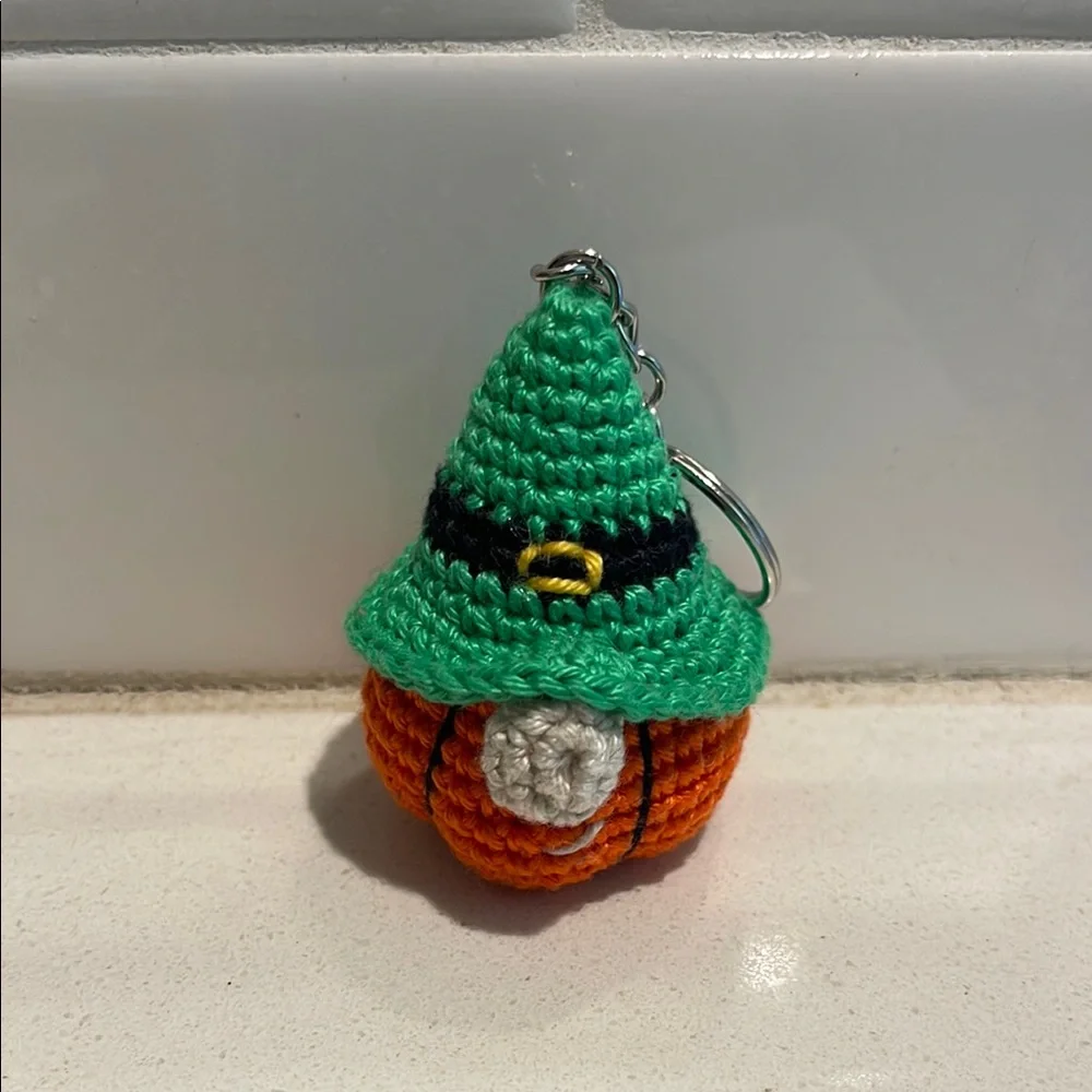 Handcrafted Pumpkin Gnome Keychain Accessory - Fall Halloween Thanksgiving - Picture 5 of 16